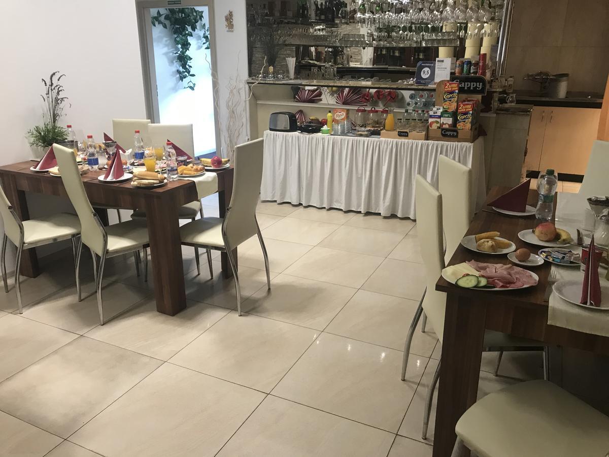 Hotel Bohemia Jičín Dış mekan fotoğraf